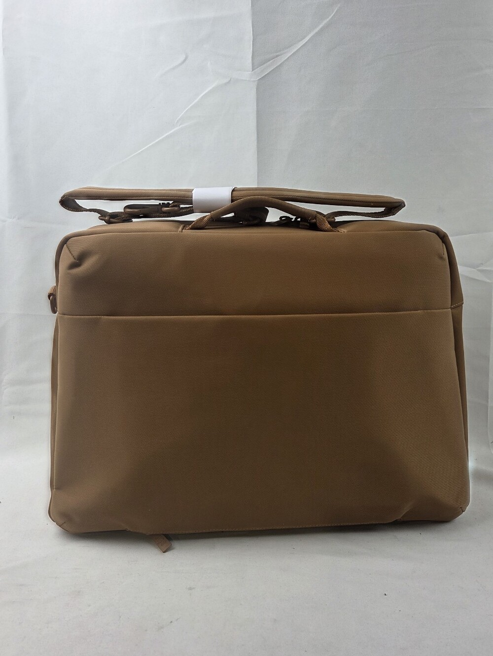 BEIS The Ultimate Travel Duffle In Camel - Picture 4 of 7
